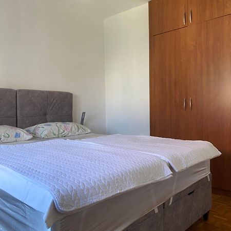 Apartments Zara Kültér fotó