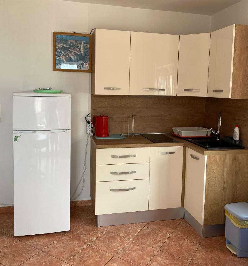 Apartments Zara Kültér fotó
