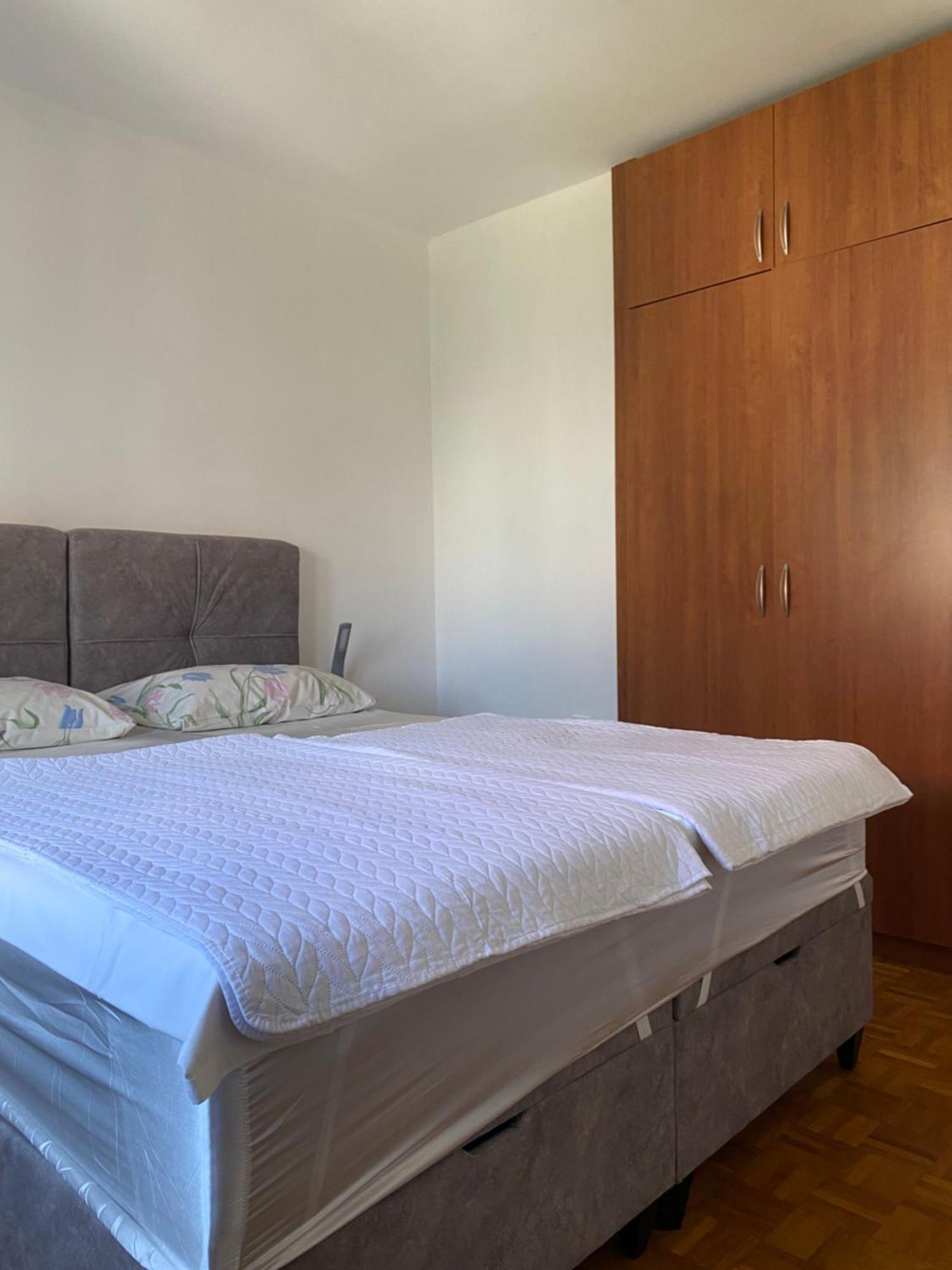Apartments Zara Kültér fotó
